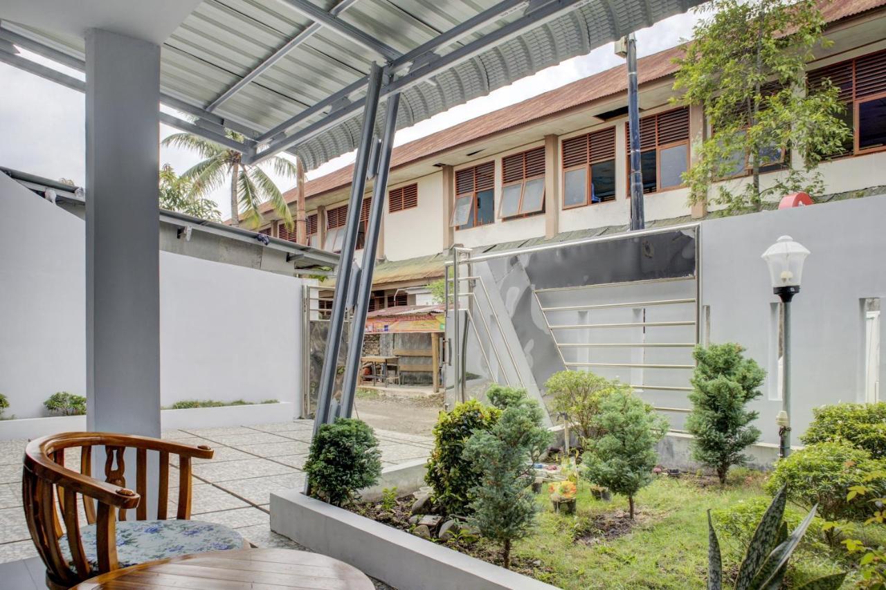 Oyo 3690 Wisma Yani Syariah Padang  Exterior photo